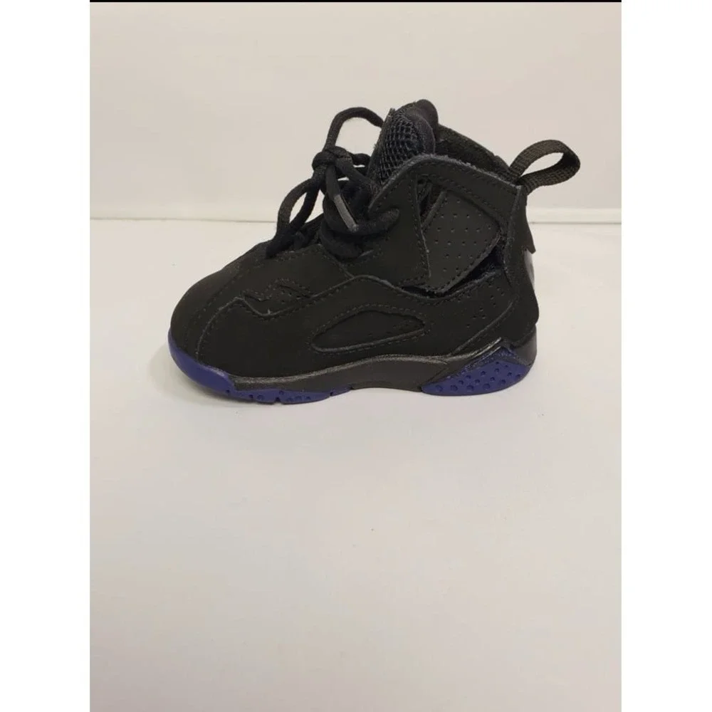 Jordan True‎ Flight BT Toddler 6C Black Purple Sneakers Unisex Kids Boys